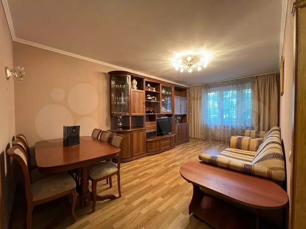2-к. квартира, 47 м, 1/9 эт. - Фото 1