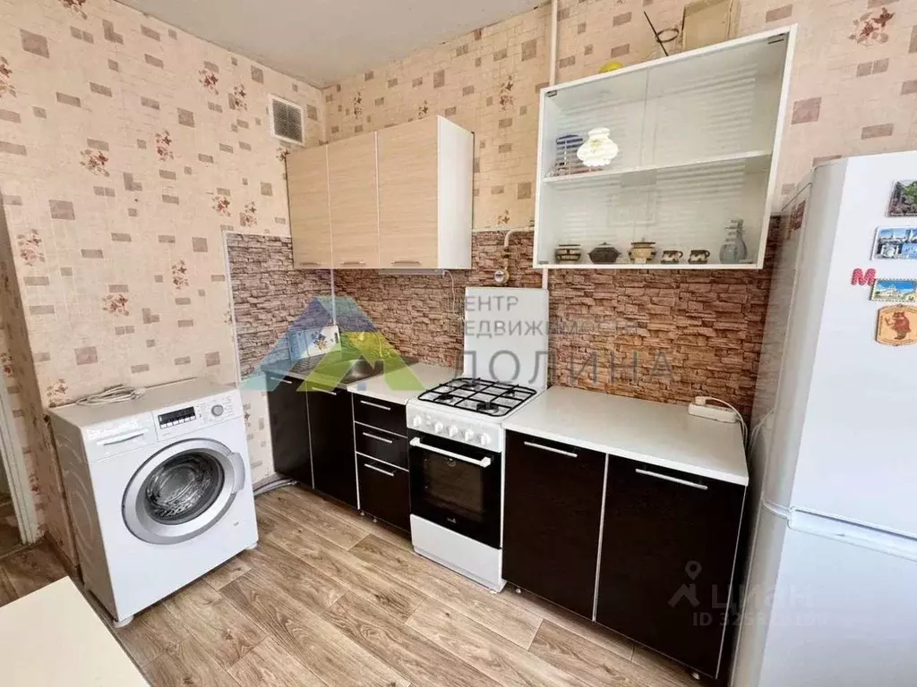 1-к кв. Волгоградская область, Волгоград Казахская ул., 10 (36.2 м) - Фото 1