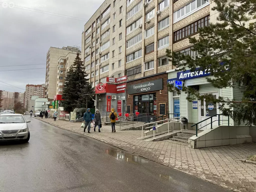 Торговая площадь (206 м) - Фото 1