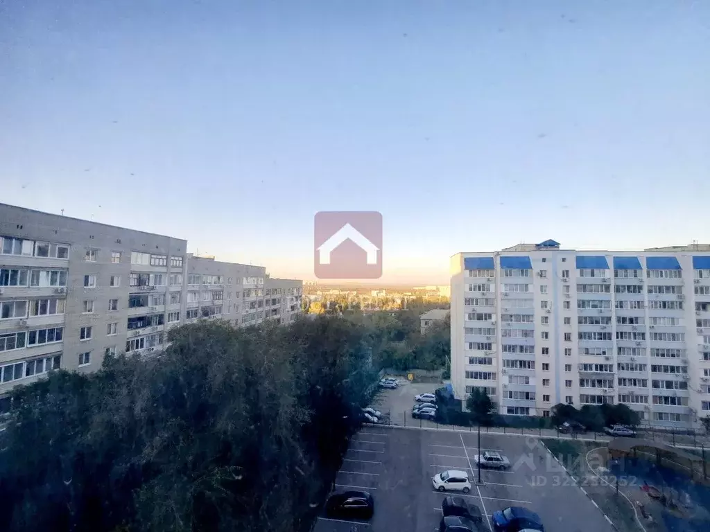 3-к кв. Саратовская область, Саратов Лунная ул., 25Б (80.0 м) - Фото 0