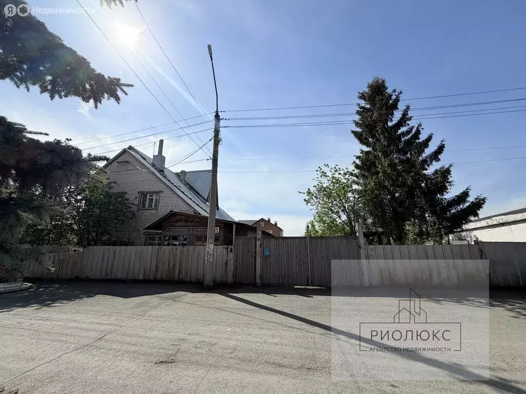 Дом в Копейск, улица 70 лет Октября (437 м) - Фото 2