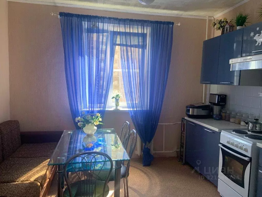 3-к кв. Волгоградская область, Волгоград ул. Хользунова, 36/4 (70.8 м) - Фото 1