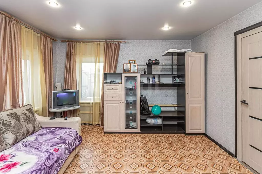 Дом в Новосибирская область, Искитим Заводская ул., 68 (45 м) - Фото 1