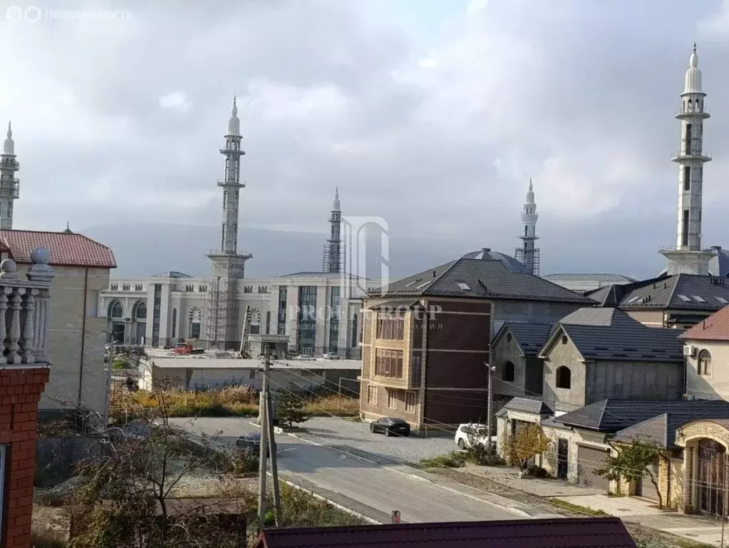 Дом в Махачкала, микрорайон М-5, улица Просвещения (400 м) - Фото 1