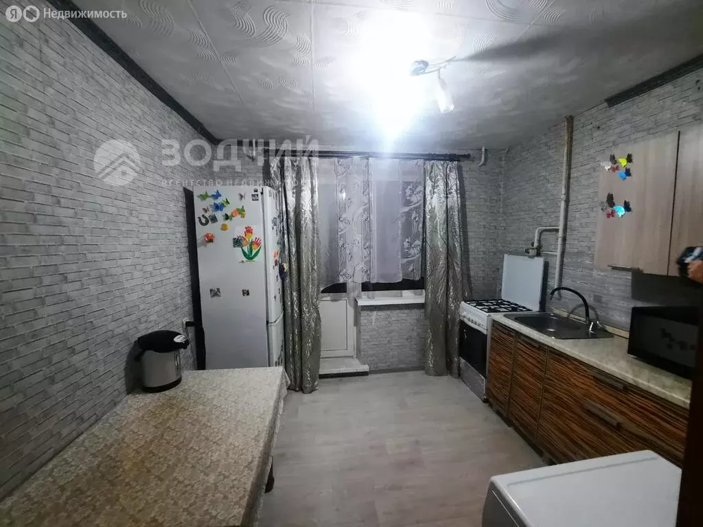 3-комнатная квартира: Шумерля, улица Горького, 20 (70.2 м) - Фото 1