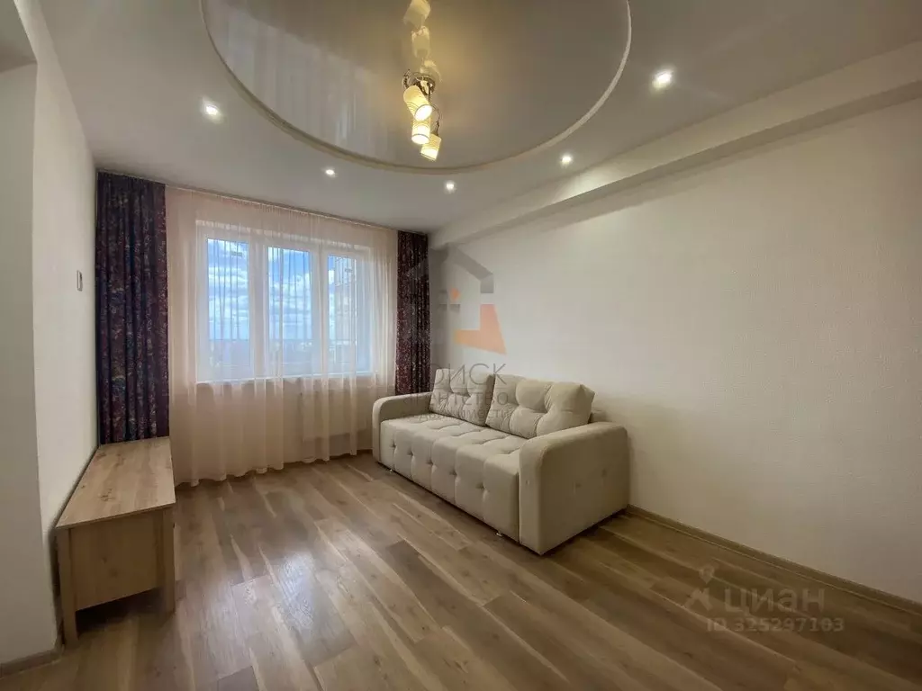 2-к кв. Кировская область, Киров ул. Ленина, 198к4 (45.0 м) - Фото 1