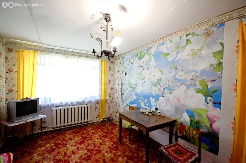 3-комнатная квартира: Заводоуковск, Дорожная улица, 6 (50.3 м) - Фото 2