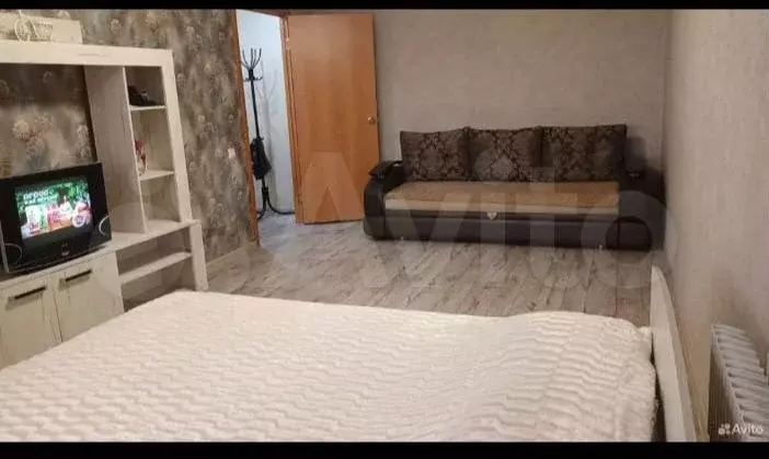 1-к. квартира, 38 м, 5/9 эт. - Фото 0