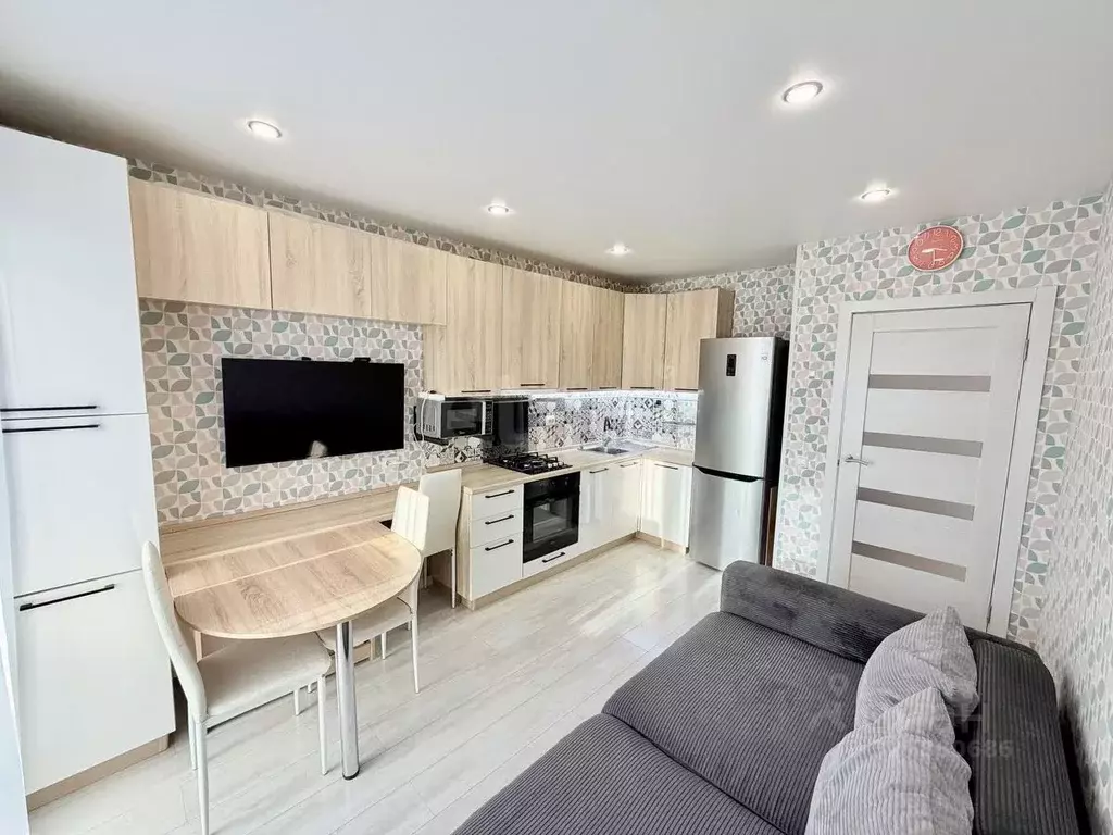 2-к кв. Татарстан, Казань ул. Фикрята Табеева, 5 (37.0 м) - Фото 1