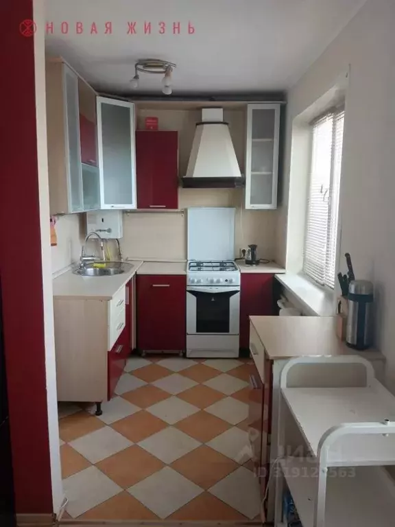 3-к кв. Самарская область, Самара Аэродромная ул., 35 (56.0 м) - Фото 0