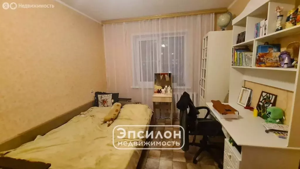2-комнатная квартира: Курск, улица Крюкова, 16 (47 м) - Фото 0