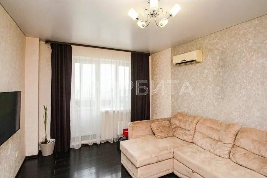 1-к кв. Тюменская область, Тюмень Магаданская ул., 13 (37.9 м) - Фото 2