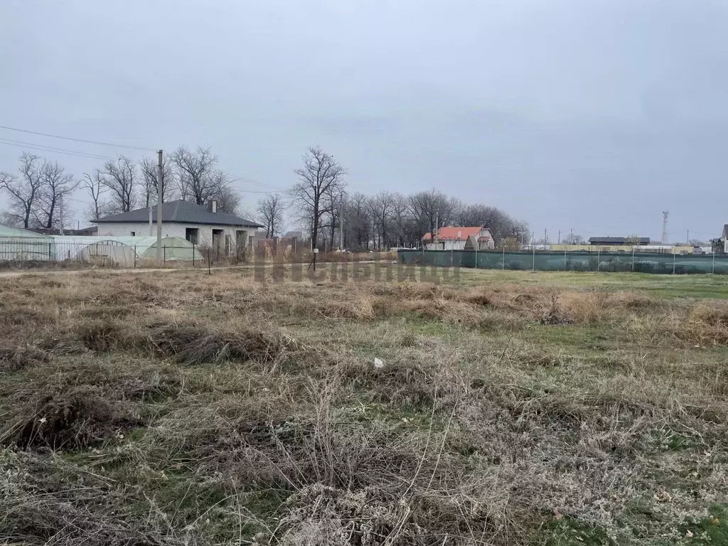 Участок в Волгоградская область, Среднеахтубинский район, Фрунзенское ... - Фото 0