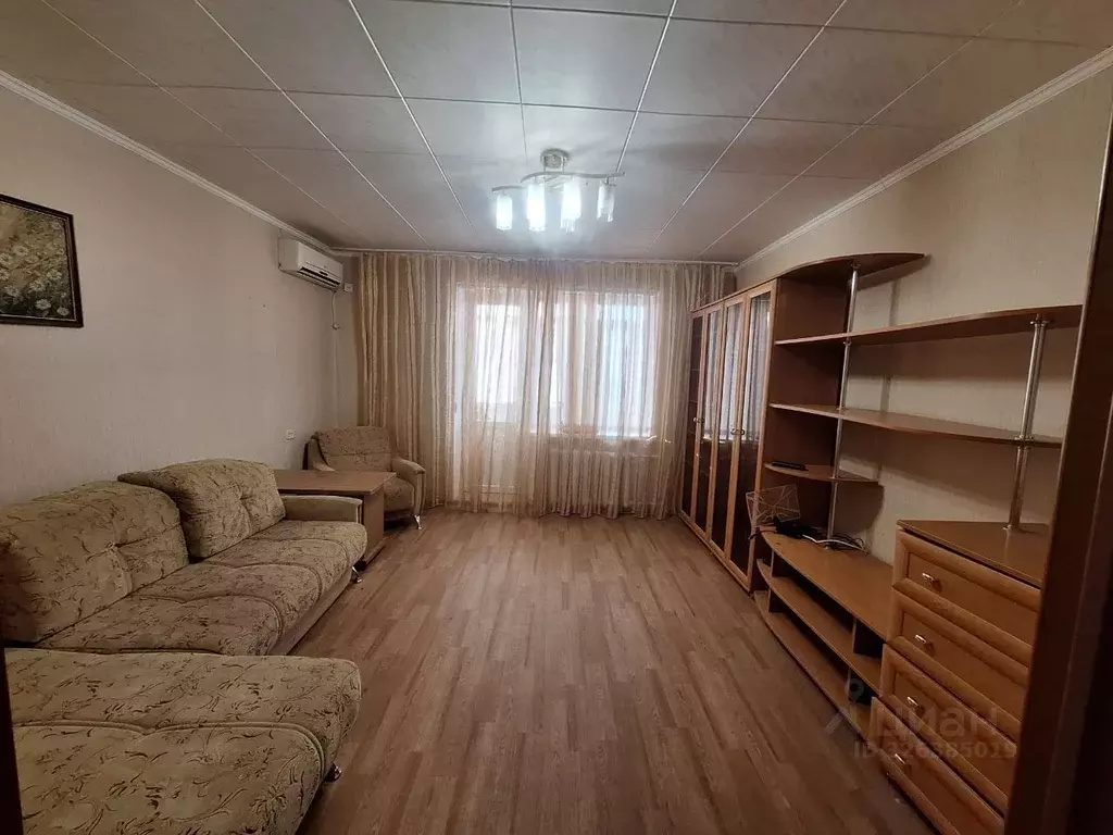 3-к кв. Ростовская область, Сальск Кузнечная ул., 110 (64.0 м) - Фото 1