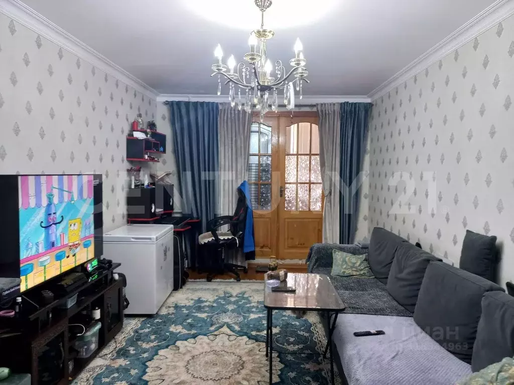 2-к кв. Дагестан, Махачкала ул. Абдуллы Гаджиева, 32 (36.5 м) - Фото 0