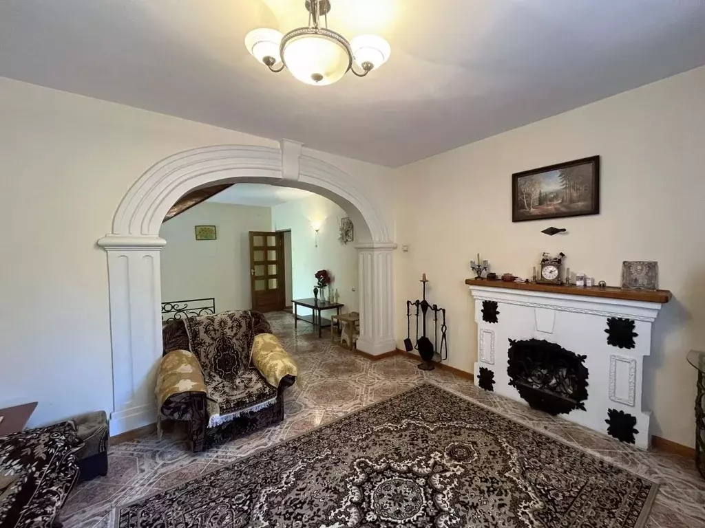 Дом в Крым, Бахчисарай ул. Мишки Татарина, 63 (332 м) - Фото 1
