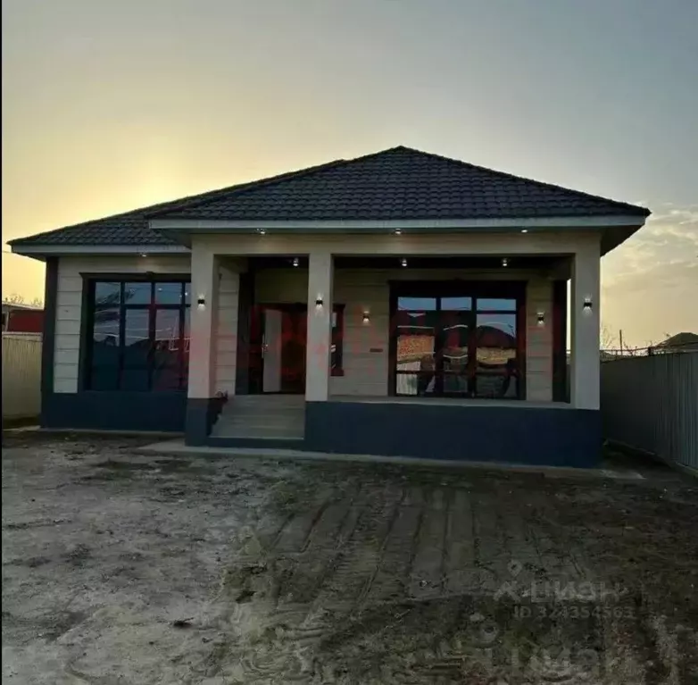 Дом в Ростовская область, Ростов-на-Дону Решительная ул., 26 (100 м) - Фото 2