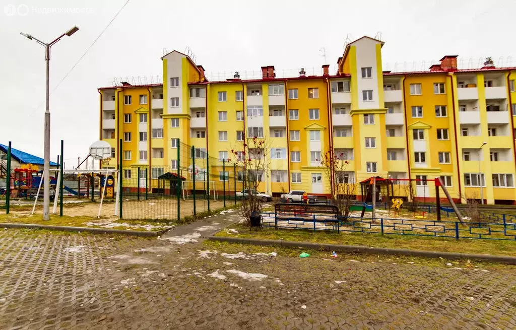 1-комнатная квартира: посёлок городского типа богандинский, улица . - Фото 0