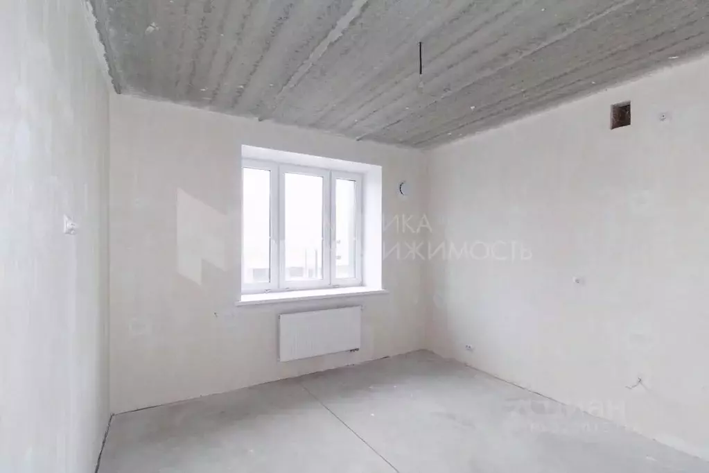 1-к кв. Тюменская область, Тюмень Новгородская ул., 14 (41.2 м) - Фото 0