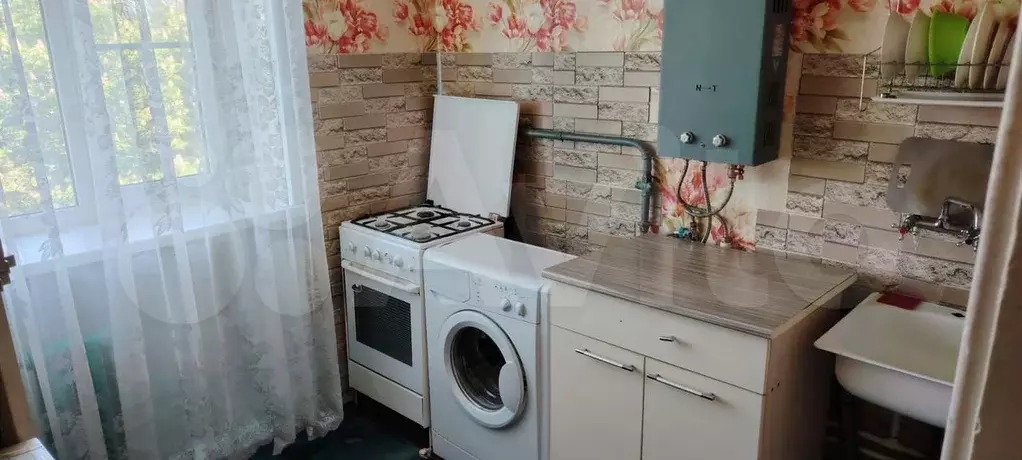 1-к. квартира, 30 м, 5/5 эт. - Фото 0