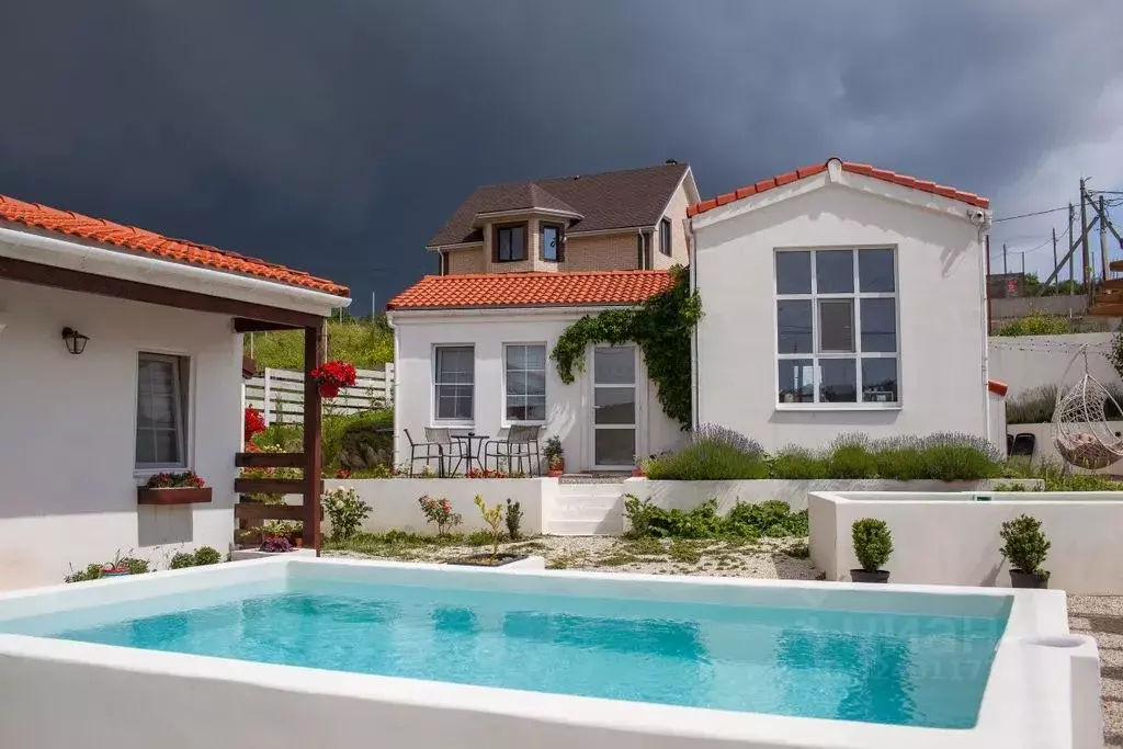 Дом в Краснодарский край, Анапа муниципальный округ, с. Варваровка ул. ... - Фото 1