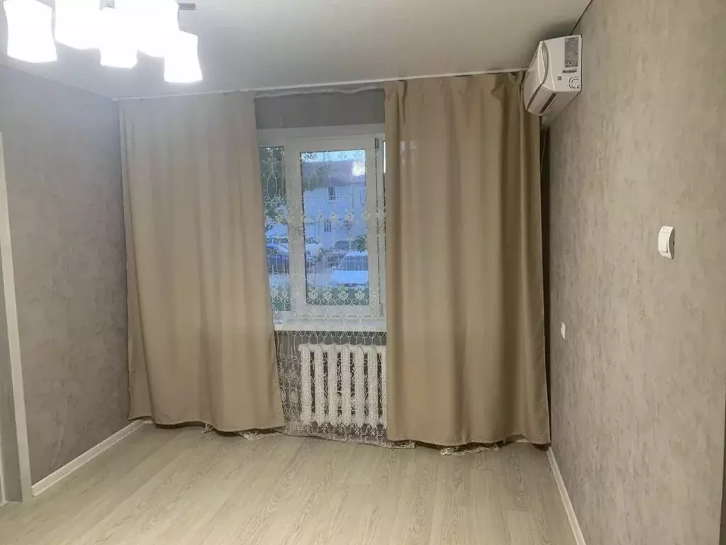 2-комнатная квартира: Энгельс, проспект Строителей, 33 (45 м) - Фото 1