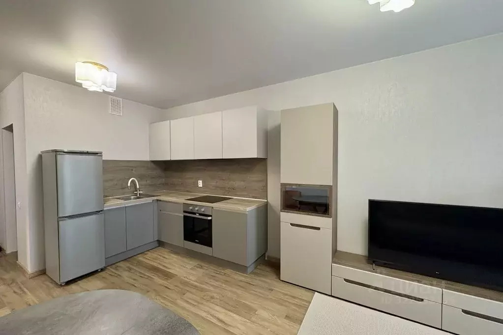 1-к кв. Свердловская область, Екатеринбург ул. Уктусская, 42 (50.3 м) - Фото 2