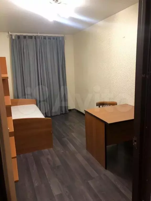 Комната 11 м в 3-к., 1/5 эт. - Фото 0