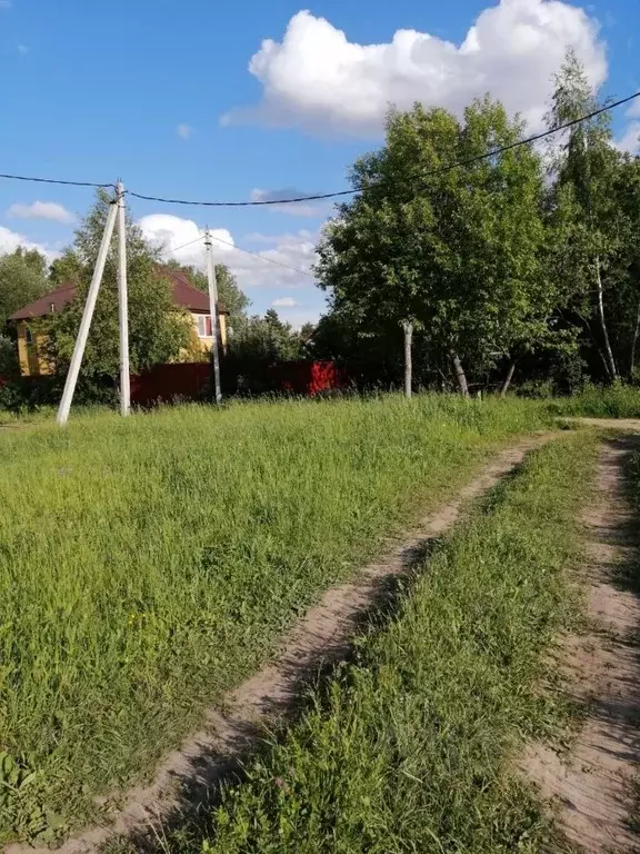 Участок в Калужская область, Таруса ул. Имени Генерала Кирилина (37.0 ... - Фото 0