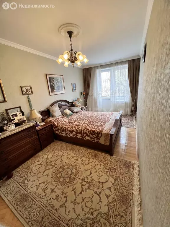 3-комнатная квартира: Махачкала, улица Джамалутдина Атаева, 4 (70 м) - Фото 1