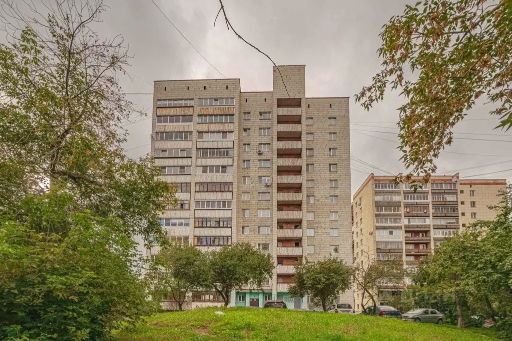 3-к кв. Свердловская область, Екатеринбург ул. Токарей, 66 (64.9 м) - Фото 1