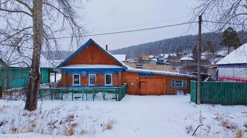 Дом в Челябинская область, Верхнеуфалейский городской округ, пос. ... - Фото 0