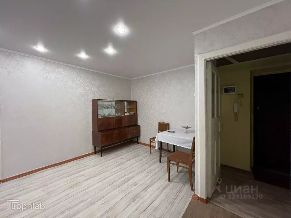 2-к кв. Брянская область, Брянск ул. Котовского, 2А (40.1 м) - Фото 2