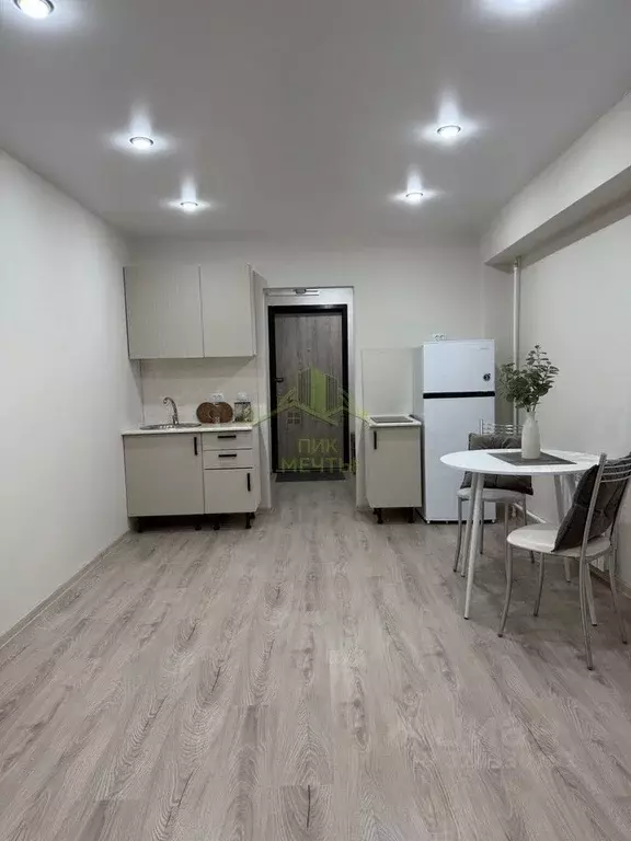 Студия Бурятия, Улан-Удэ ул. Сахьяновой, 19 (23.9 м) - Фото 1