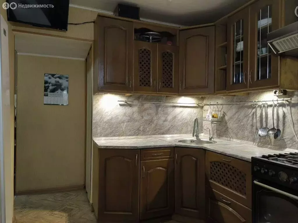 5-комнатная квартира: Курган, жилой район Заозёрный, 5-й микрорайон, 1 ... - Фото 2