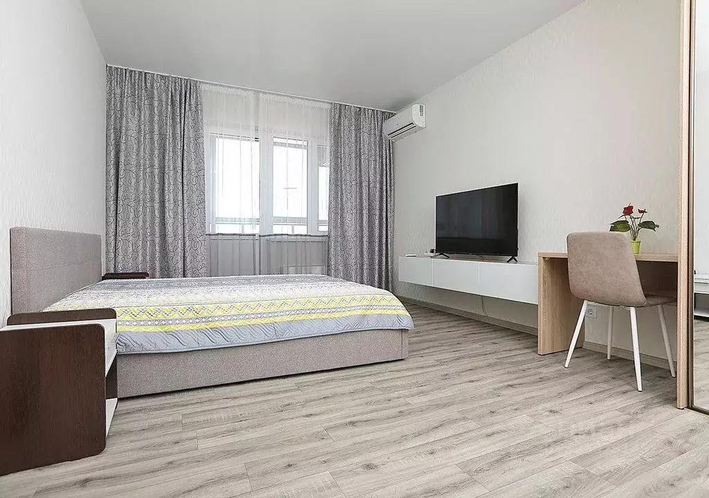 1-к кв. Красноярский край, Красноярск ул. Петра Подзолкова, 3И (48.0 ... - Фото 1