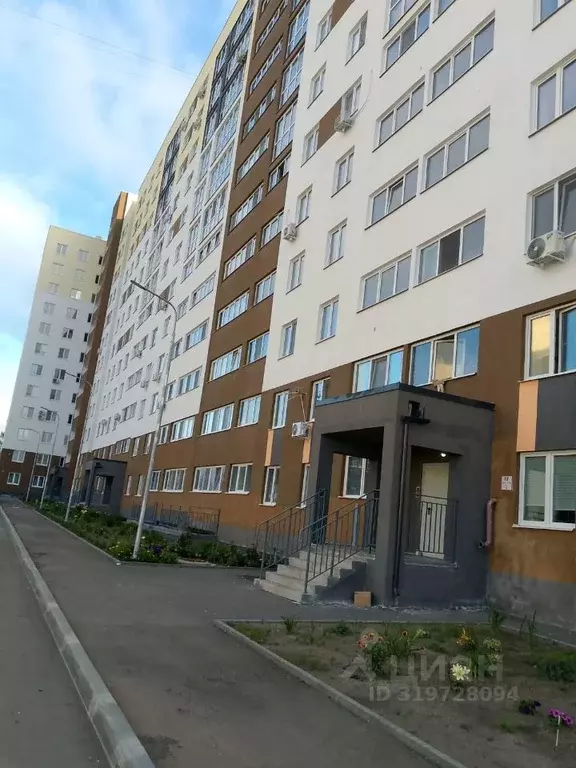 1-к кв. Саратовская область, Энгельс Волжский просп., 63А (25.5 м) - Фото 0