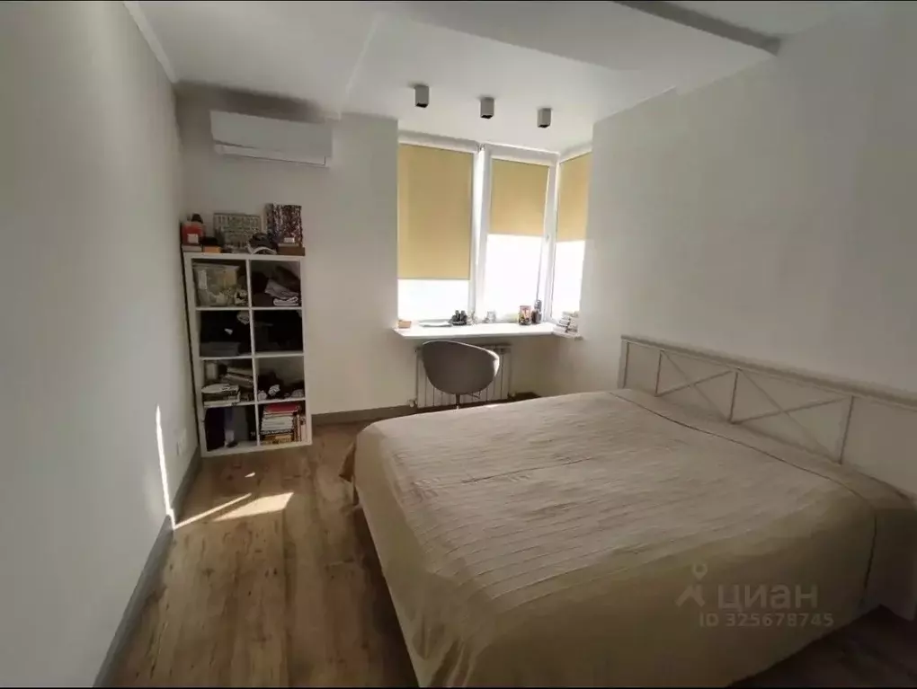 1-к кв. Астраханская область, Астрахань ул. Латышева, 3Ек1 (50.2 м) - Фото 0