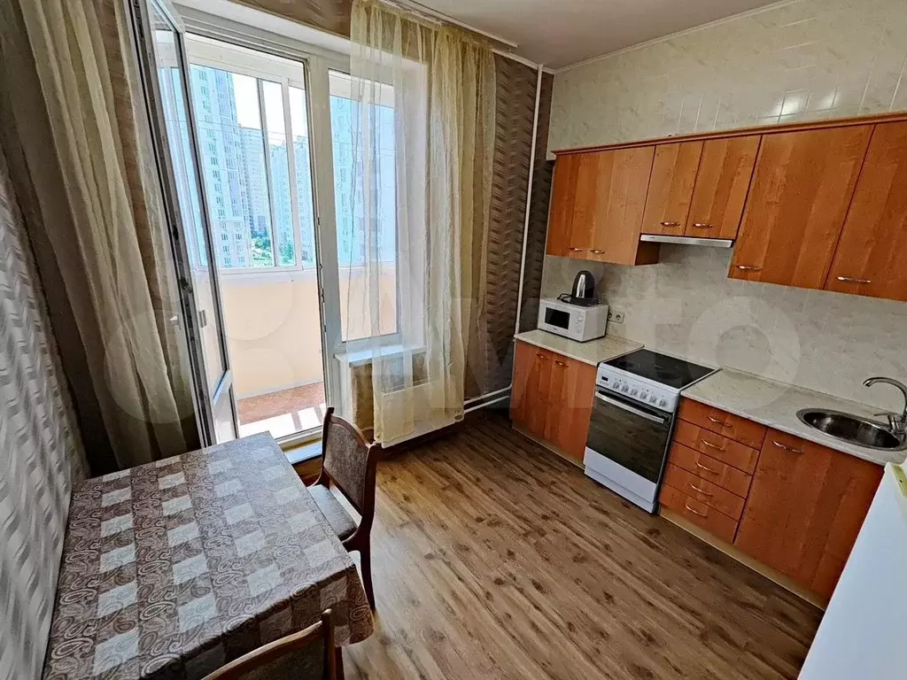 1-к. квартира, 38 м, 5/17 эт. - Фото 0