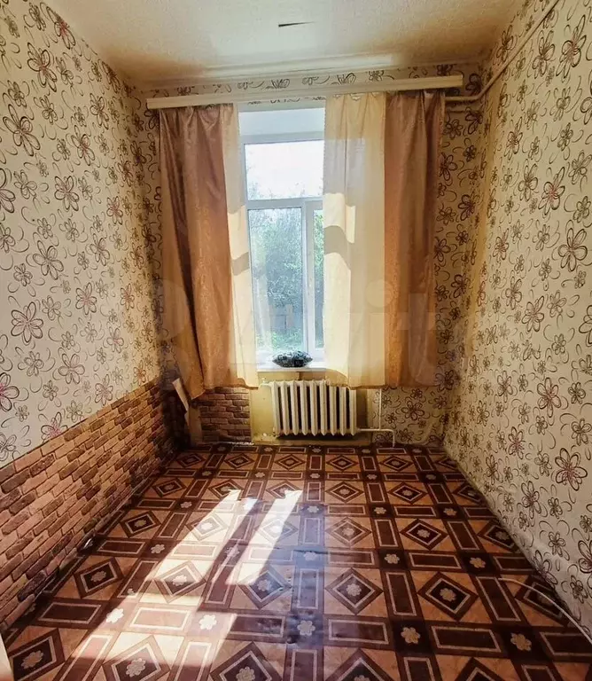 Комната 16 м в 4-к., 1/4 эт. - Фото 0