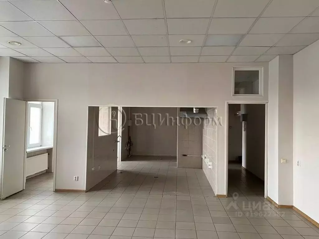 Помещение свободного назначения в Санкт-Петербург ул. Маршала ... - Фото 1