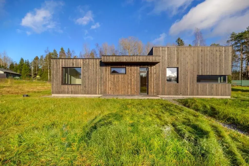 Дом в Ленинградская область, Выборгский район, Первомайское с/пос, ... - Фото 1