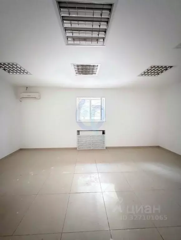 Офис в Краснодарский край, Краснодар ул. Агрохимическая (27 м) - Фото 1