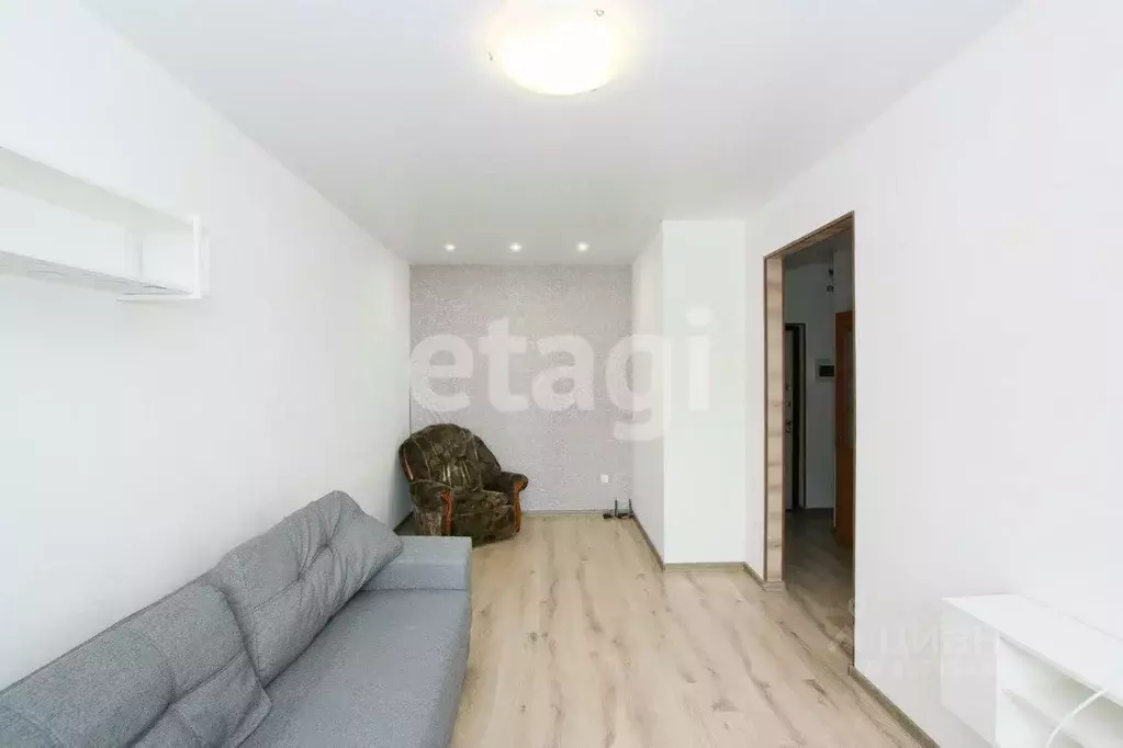 1-к кв. Бурятия, Улан-Удэ 140А мкр, 21 (30.0 м) - Фото 1
