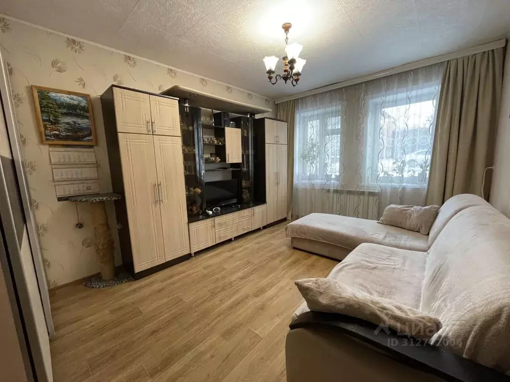 3-к кв. Иркутская область, Иркутск Советская ул., 124А (57.5 м) - Фото 0