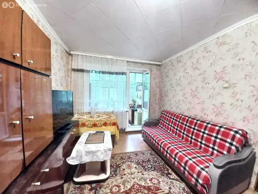 2-комнатная квартира: Заринск, улица Металлургов, 17 (43.5 м) - Фото 1
