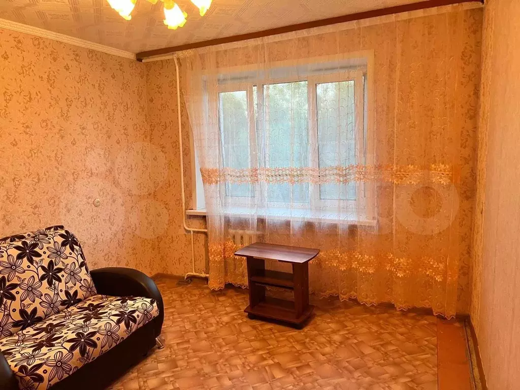 Комната 24 м в 4-к., 4/5 эт. - Фото 1