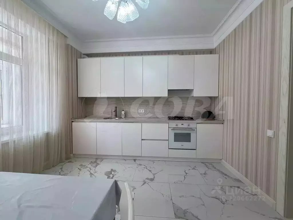3-к кв. Дагестан, Махачкала ул. Белиджинская, 3 (98.0 м) - Фото 0