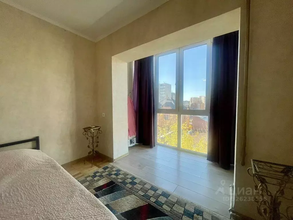 3-к кв. Краснодарский край, Краснодар Центральный мкр, ул. ... - Фото 1