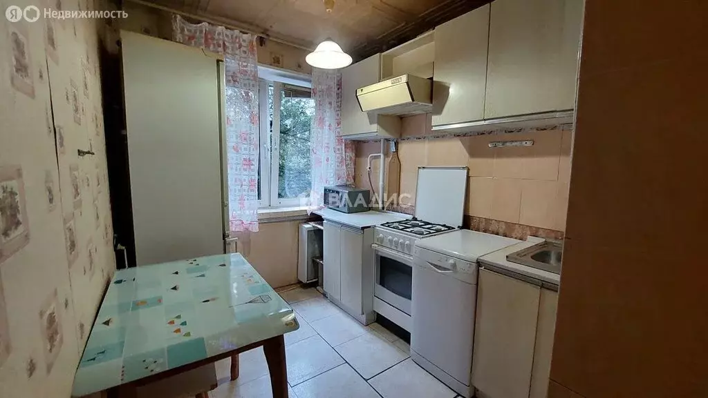 3-комнатная квартира: Жуковский, улица Дугина, 22 (56.4 м) - Фото 2